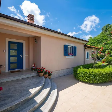 Lovely In With House A Panoramic View Tatil Evi