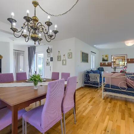 Tatil Evi Lovely In With House A Panoramic View *